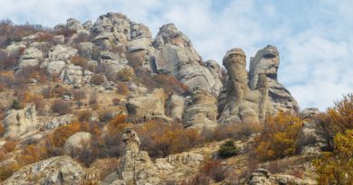 Экскурсия из Севастополя: Тайны Долины Привидений горы Демерджи. фото 11611